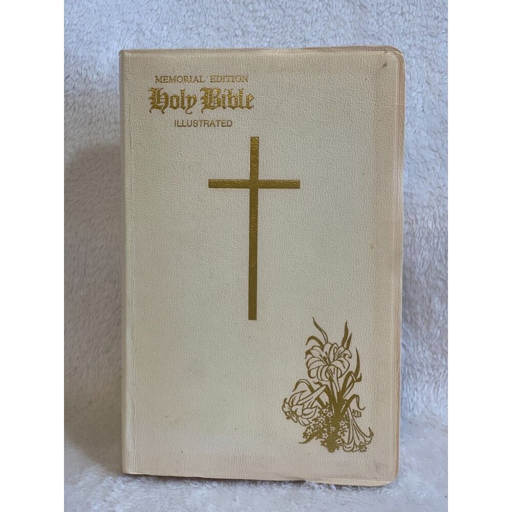 The New American Bible The Holy Bible Memorial‎ Edition Illustrated White Gold